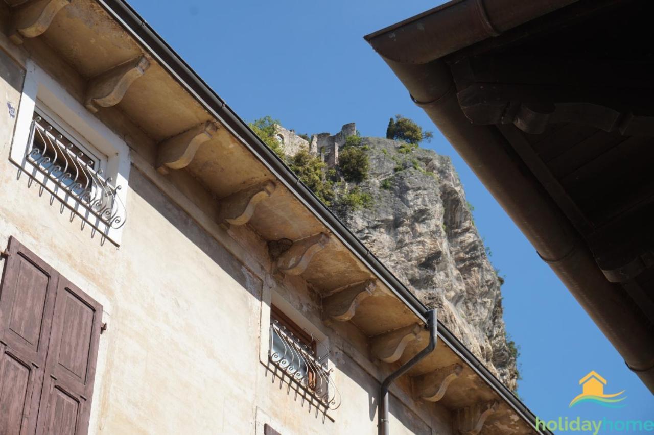 Apartment Cuore Di Arco Bagian luar foto